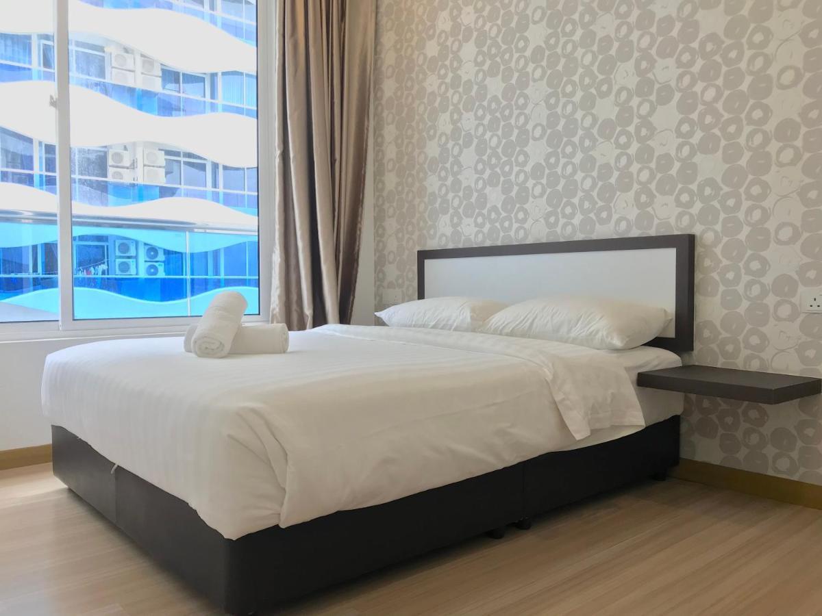 The Wave Suites Melaka Malacca Exterior foto
