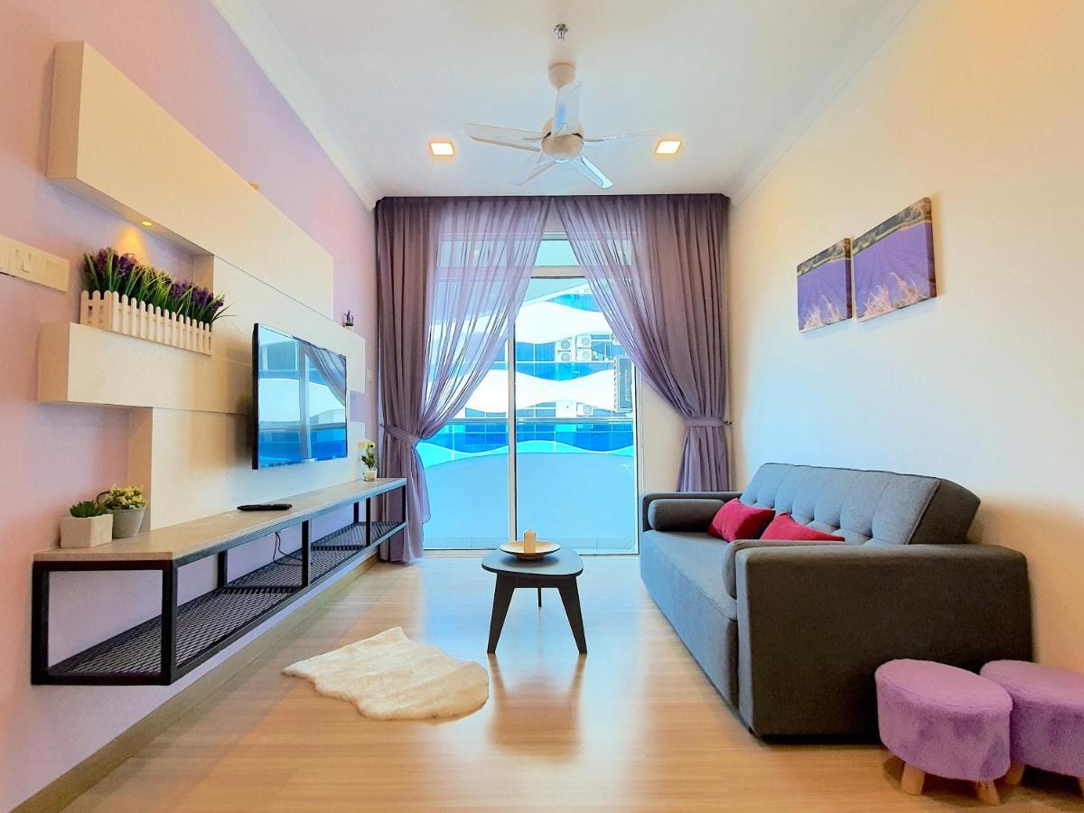 The Wave Suites Melaka Malacca Exterior foto