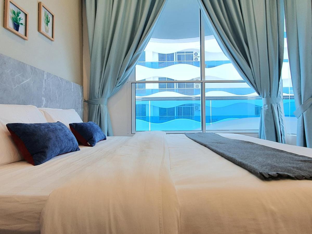 The Wave Suites Melaka Malacca Exterior foto