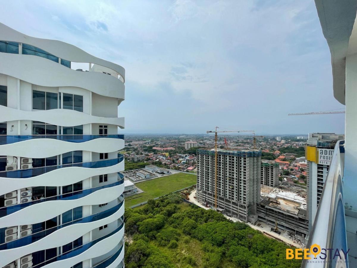 The Wave Suites Melaka Malacca Exterior foto
